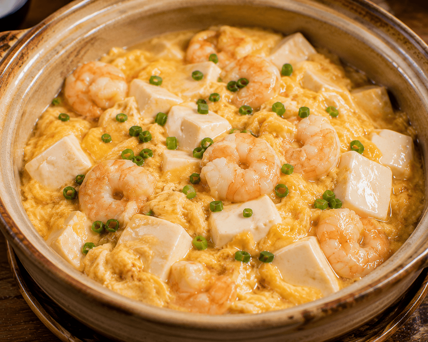 滑蛋蝦仁豆腐煲